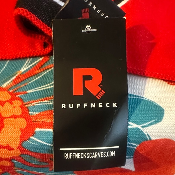 Red and Black Striped Scarf - Picture 6 of 6